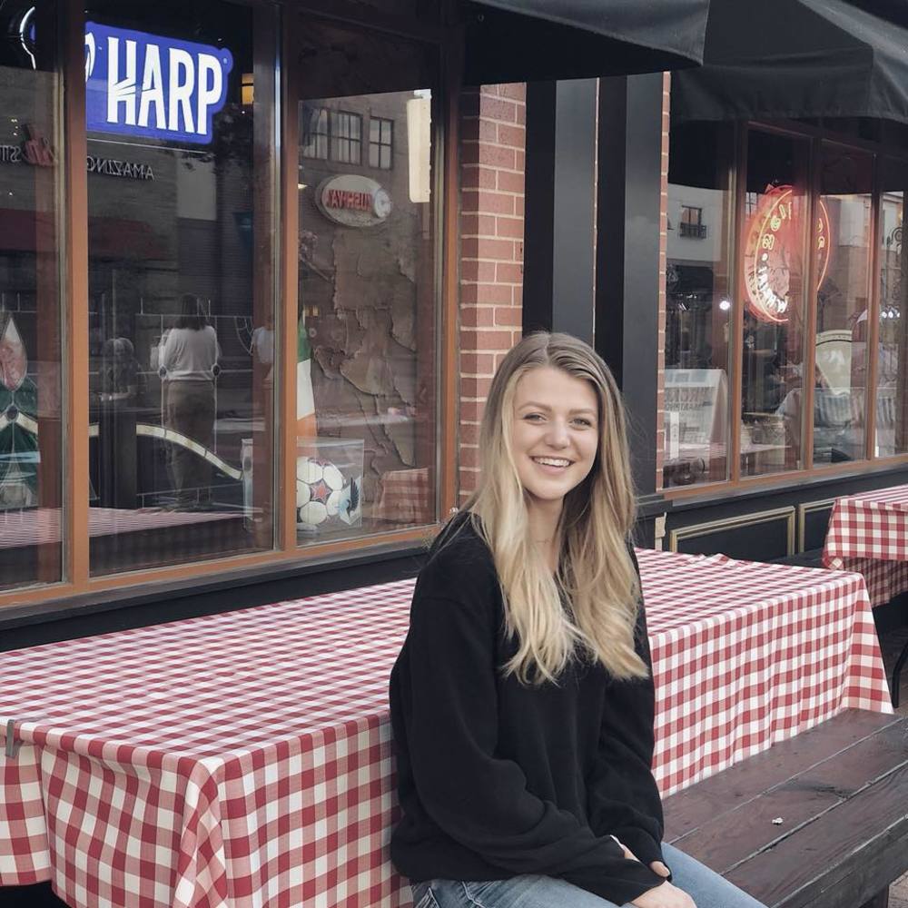 Meet your Posher, Kelsey